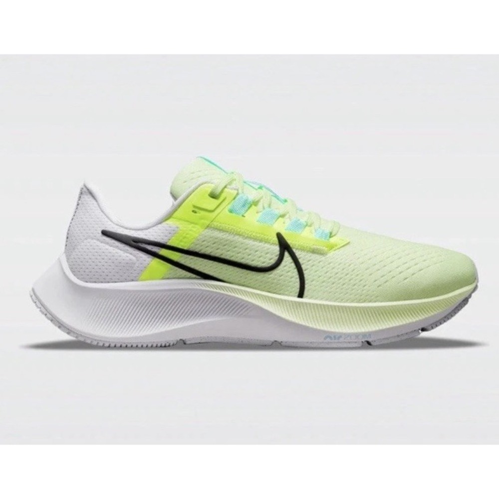 Nike Air Zoom Pegasus 38 (women's), colorway‎ Volt/Light Lemon, size 8.5